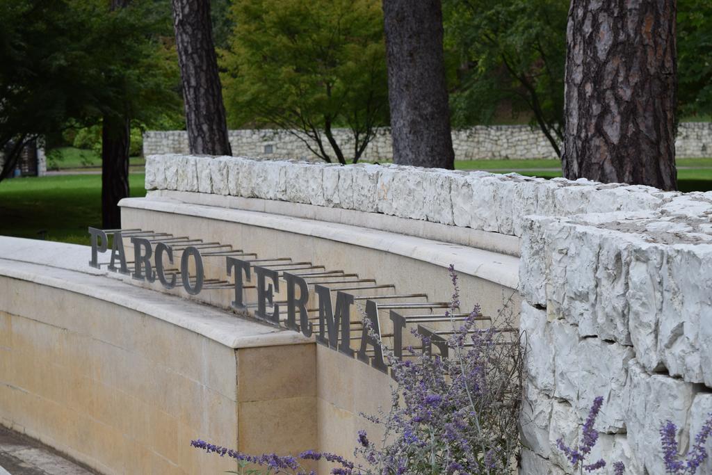 קומאנו טרמה Apart Erica מראה חיצוני תמונה